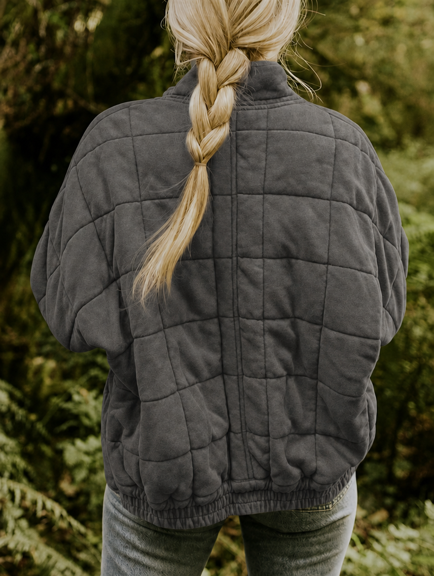 Ingrid | Veste matelassée structurée à col montant et fermeture zippée sur le devant