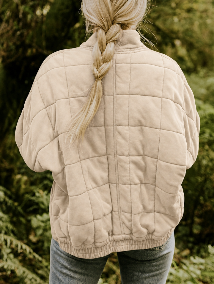 Ingrid | Veste matelassée structurée à col montant et fermeture zippée sur le devant